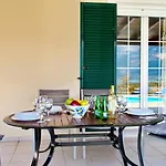 Afroditi, Spartia, Kefalonia 빌라 Livathos (Kefalonia)