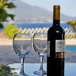 Afroditi, Spartia, Kefalonia * Livathos (Kefalonia)