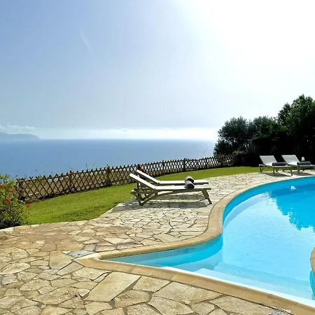 Afroditi, Spartia, Kefalonia * Livathos (Kefalonia)