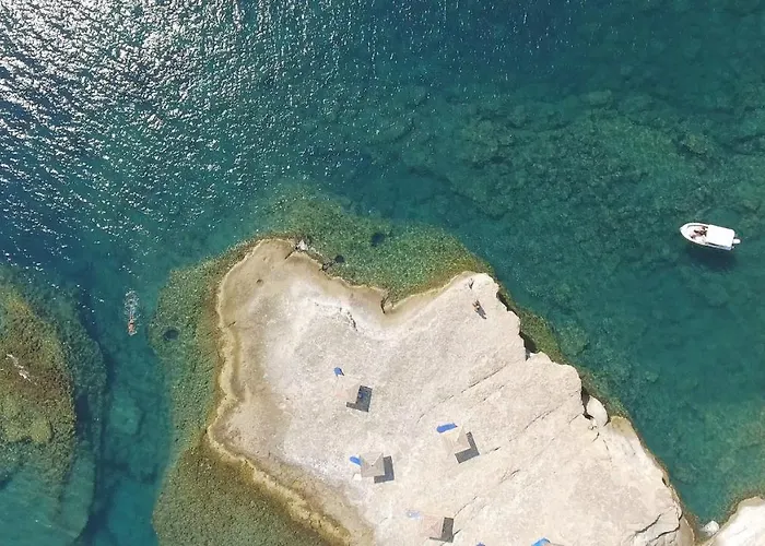 Afroditi, Spartia, Kefalonia * Livathos (Kefalonia)
